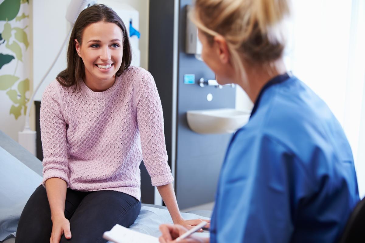 Doctor diagnosing endo