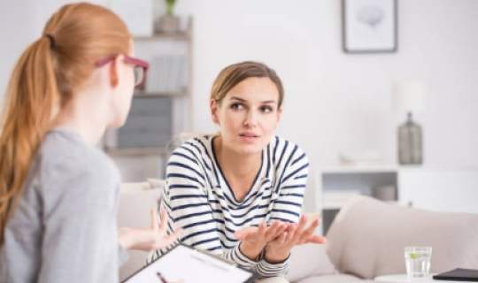 Two women talking about Endo